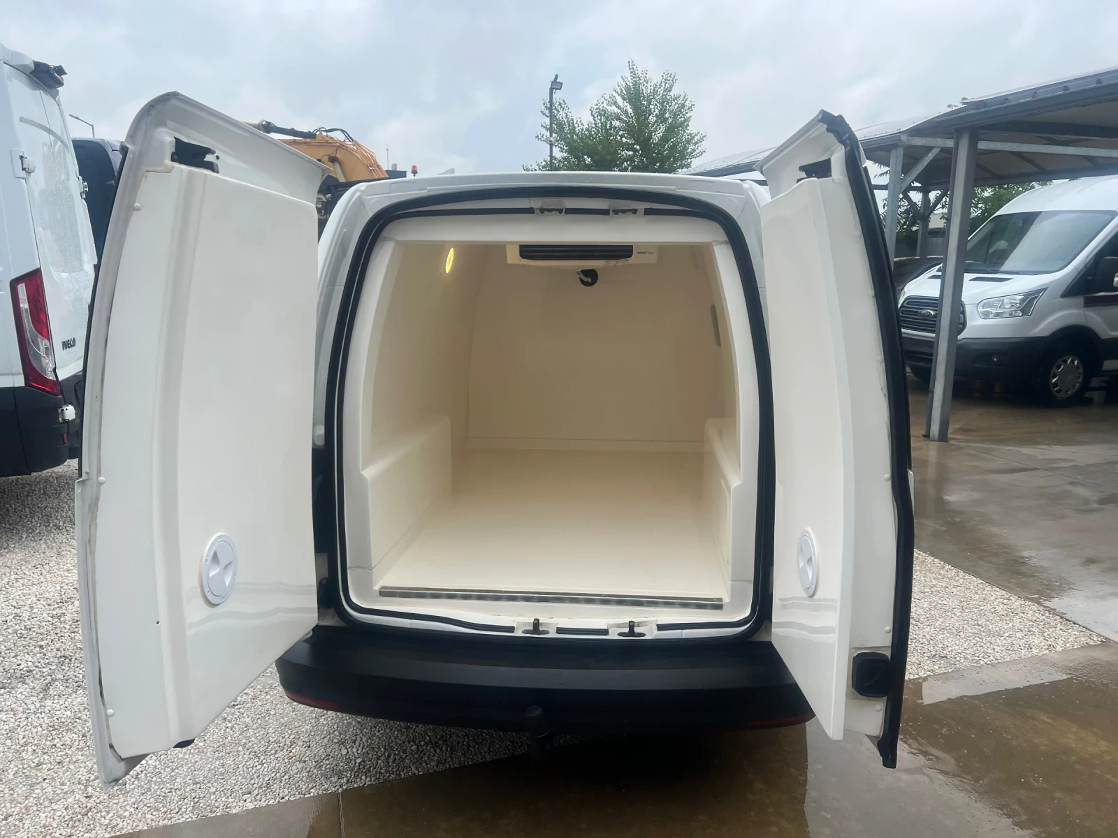 VW Caddy 2.0тди-Макси-Хладилник-Клима - изображение 7