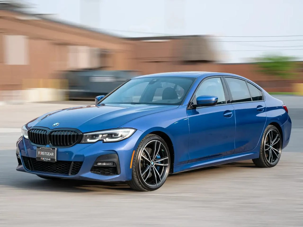 BMW 330 M packet* Камера* Подгрев* Xdrive - изображение 3