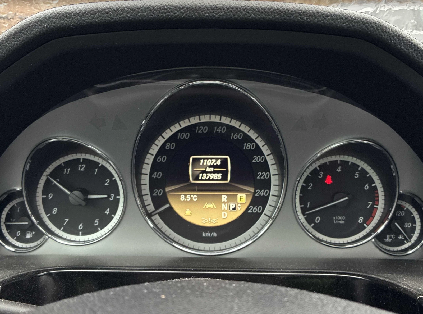 Mercedes-Benz E 500 Е550 - изображение 8