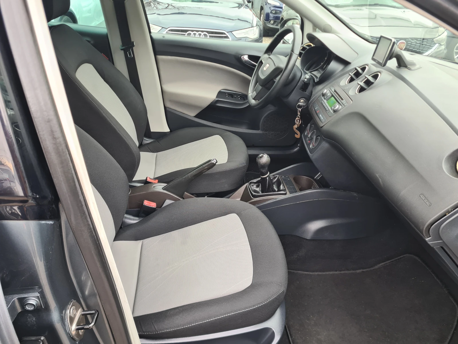 Seat Ibiza 1.6TDI-90�.�.-EURO5B-������ | Mobile.bg � ����������� 14