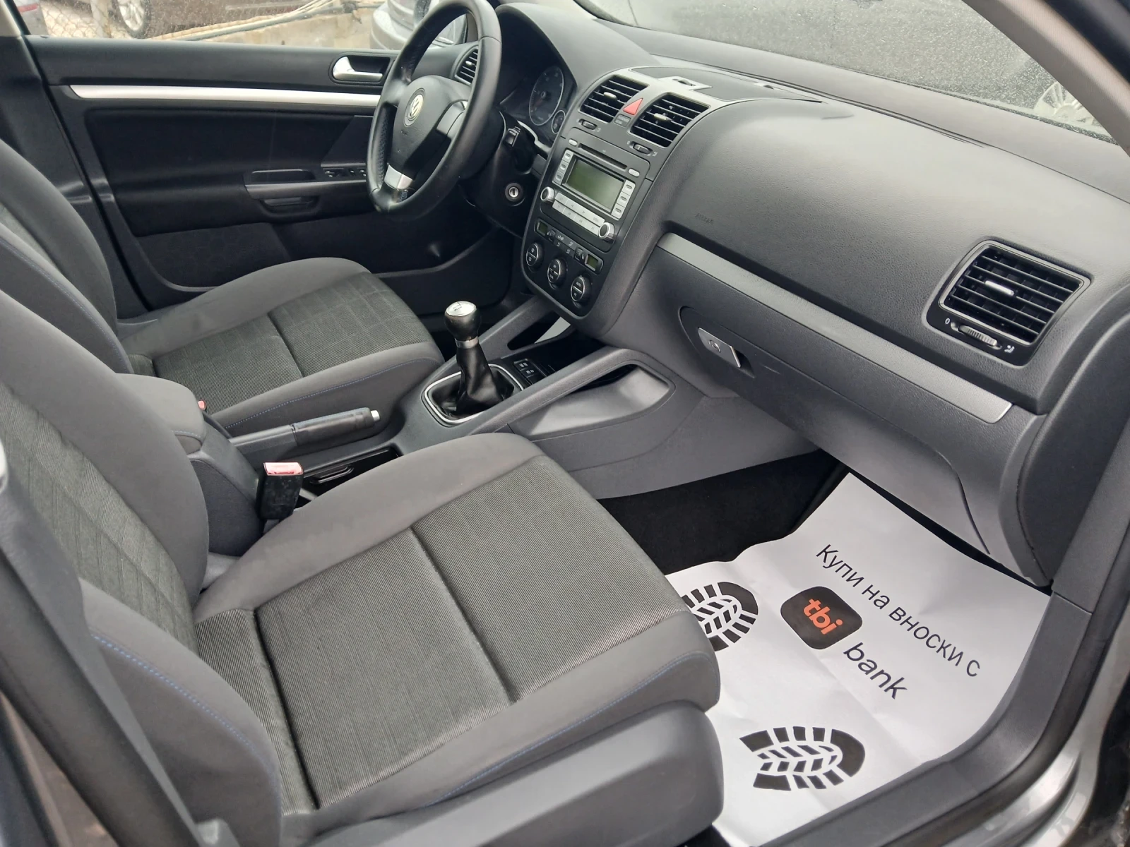 VW Golf 1.9tdi 105кс 6ск, снимка 10 - Автомобили и джипове - 53894151