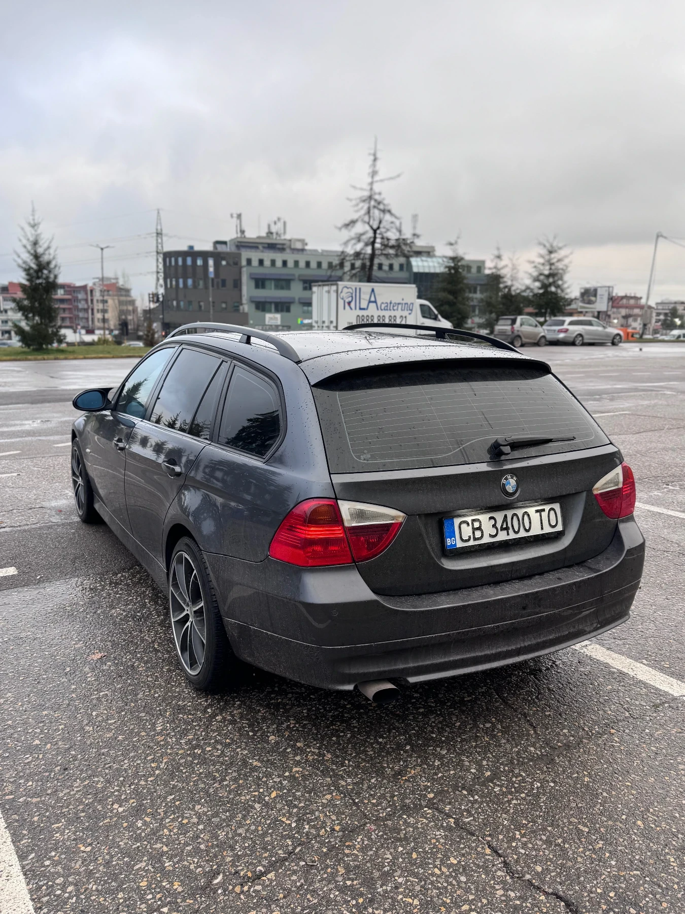 BMW 320, снимка 7 - Автомобили и джипове - 54000387