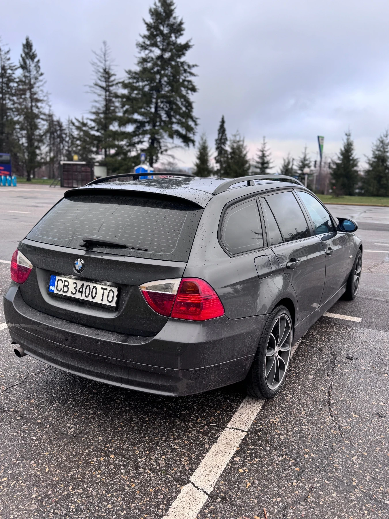 BMW 320, снимка 6 - Автомобили и джипове - 54000387