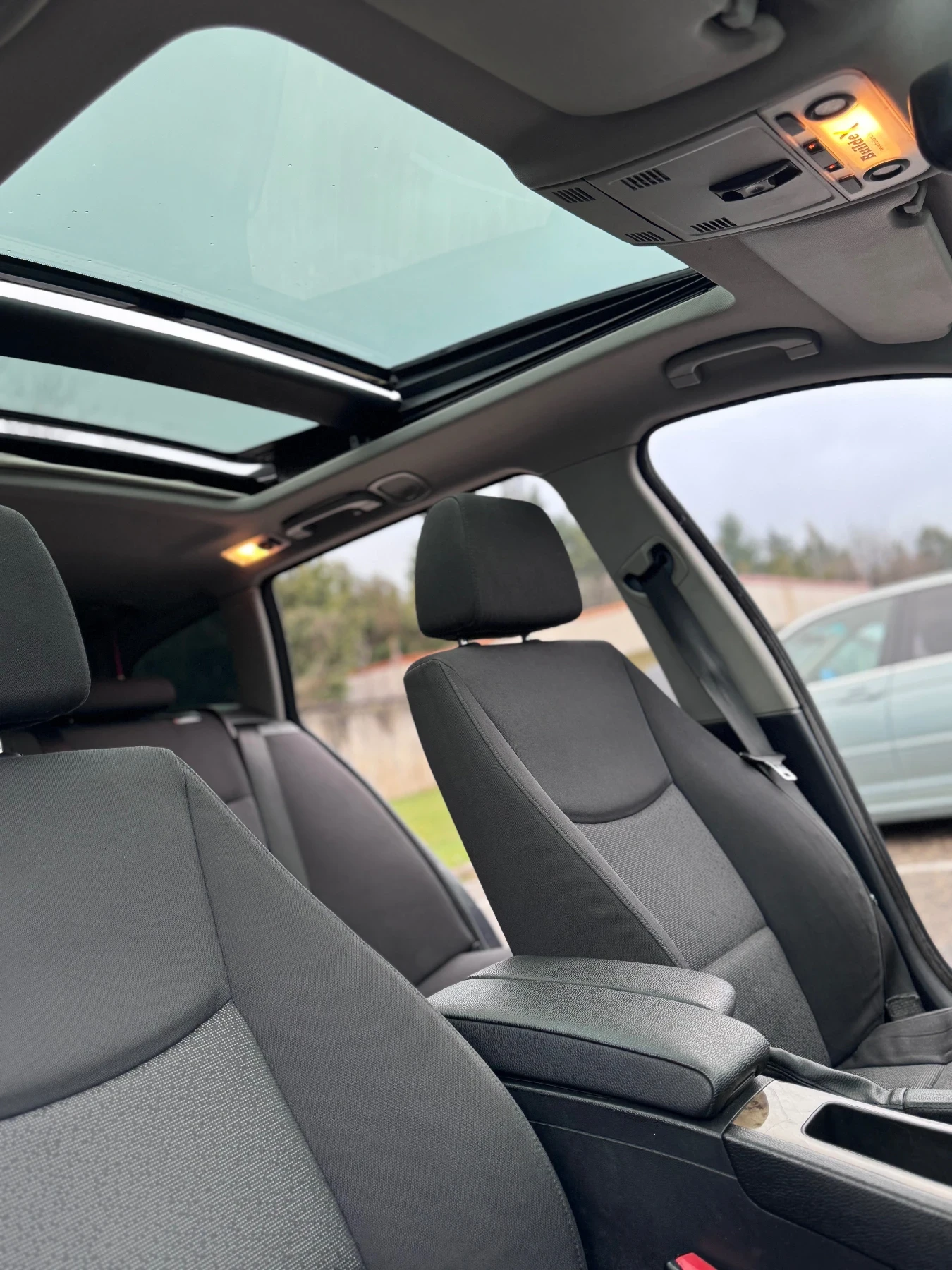 BMW 320, снимка 12 - Автомобили и джипове - 54000387