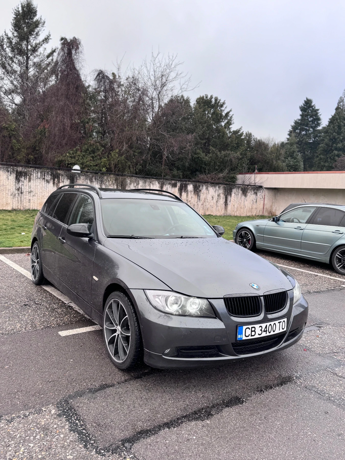 BMW 320, снимка 4 - Автомобили и джипове - 54000387