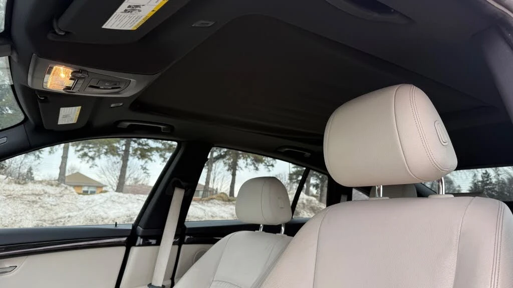 BMW 5 Gran Turismo Gran Turismo* xDrive* АвтоКредит* (ЦЕНА ДО БГ), снимка 7 - Автомобили и джипове - 54041067