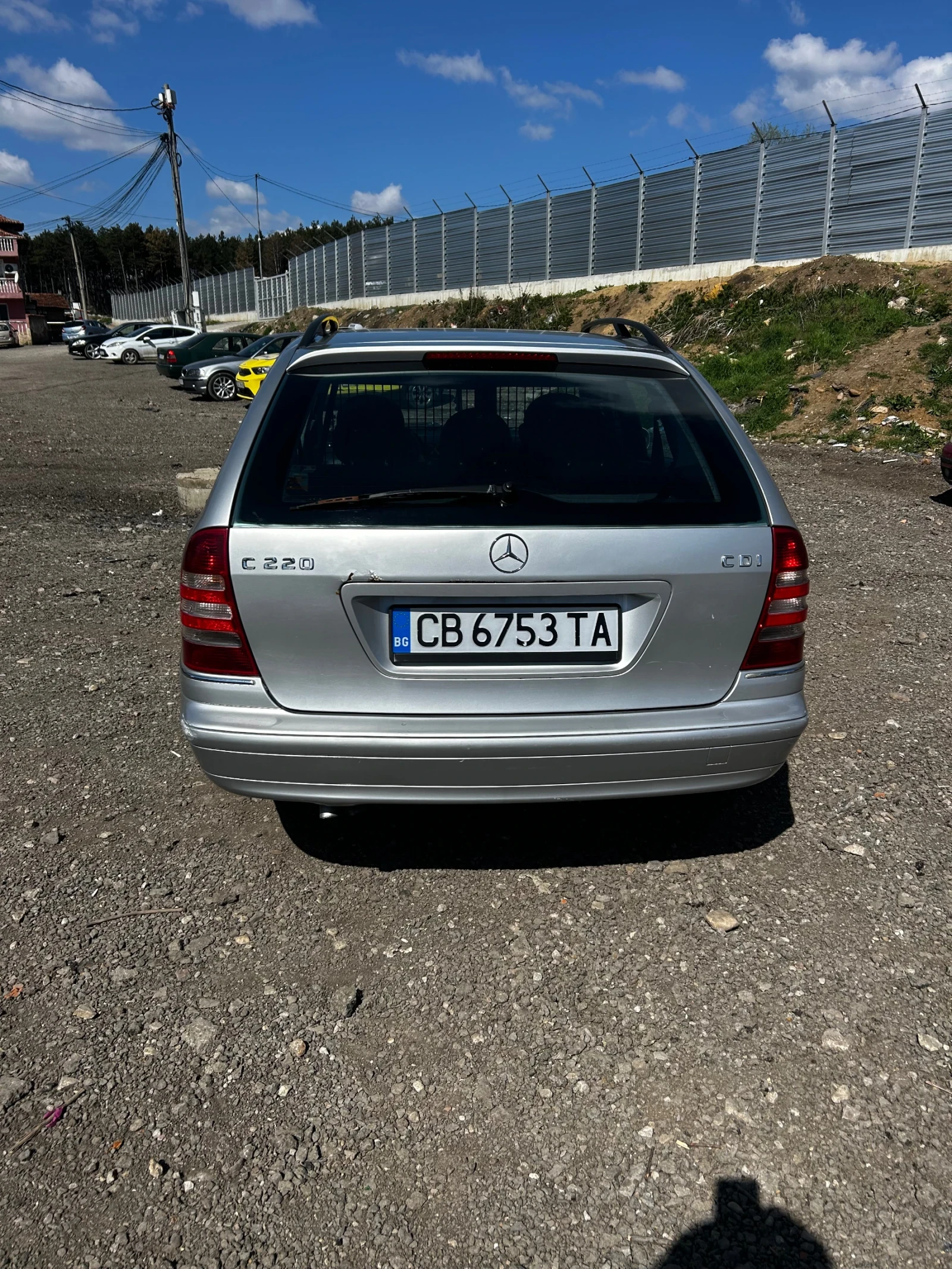 Mercedes-Benz C 220, снимка 2 - Автомобили и джипове - 54155299