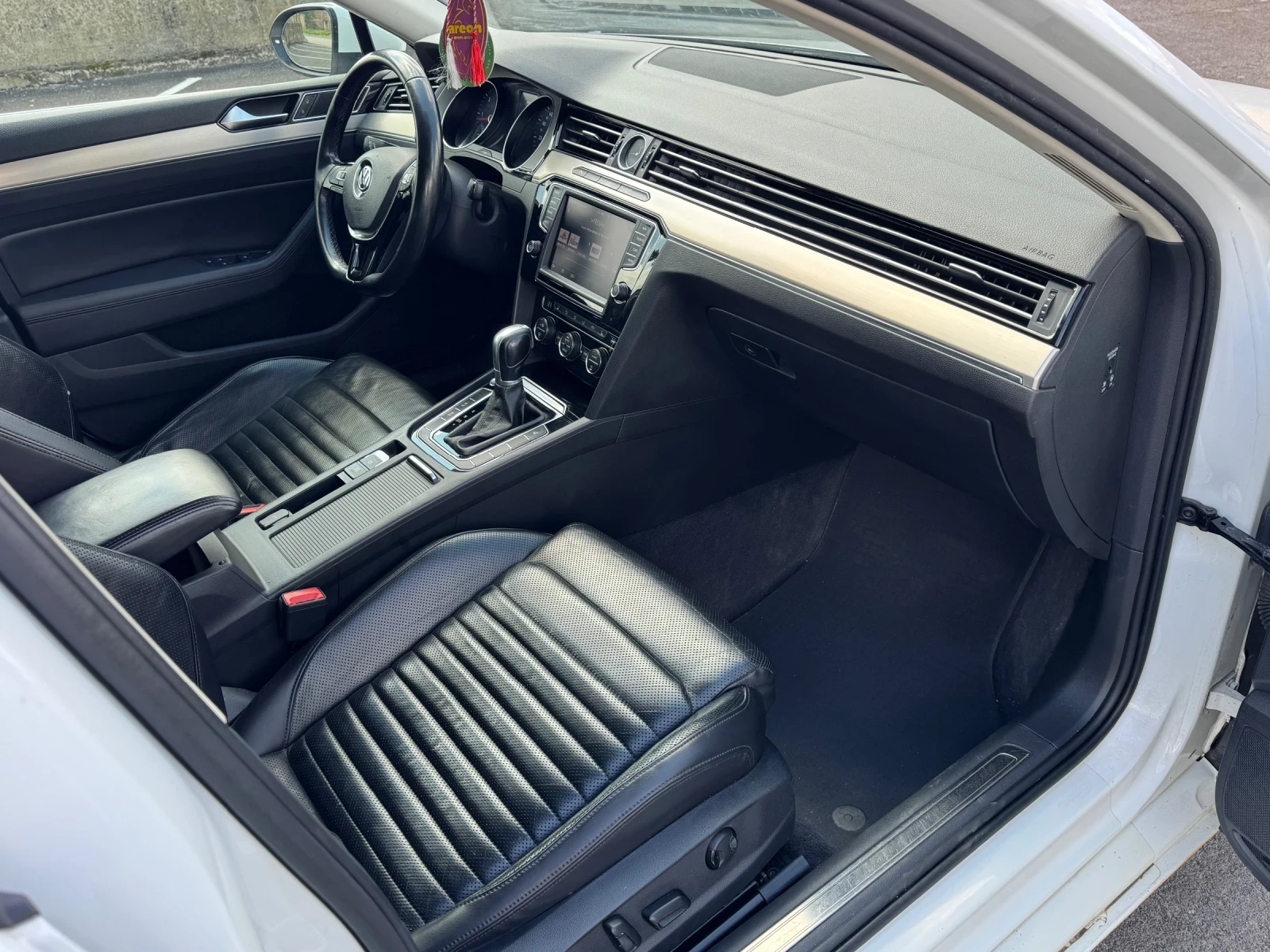 VW Passat 2.0TDI DSG 190ks FULLMAX EXTRA | Mobile.bg � ����������� 7