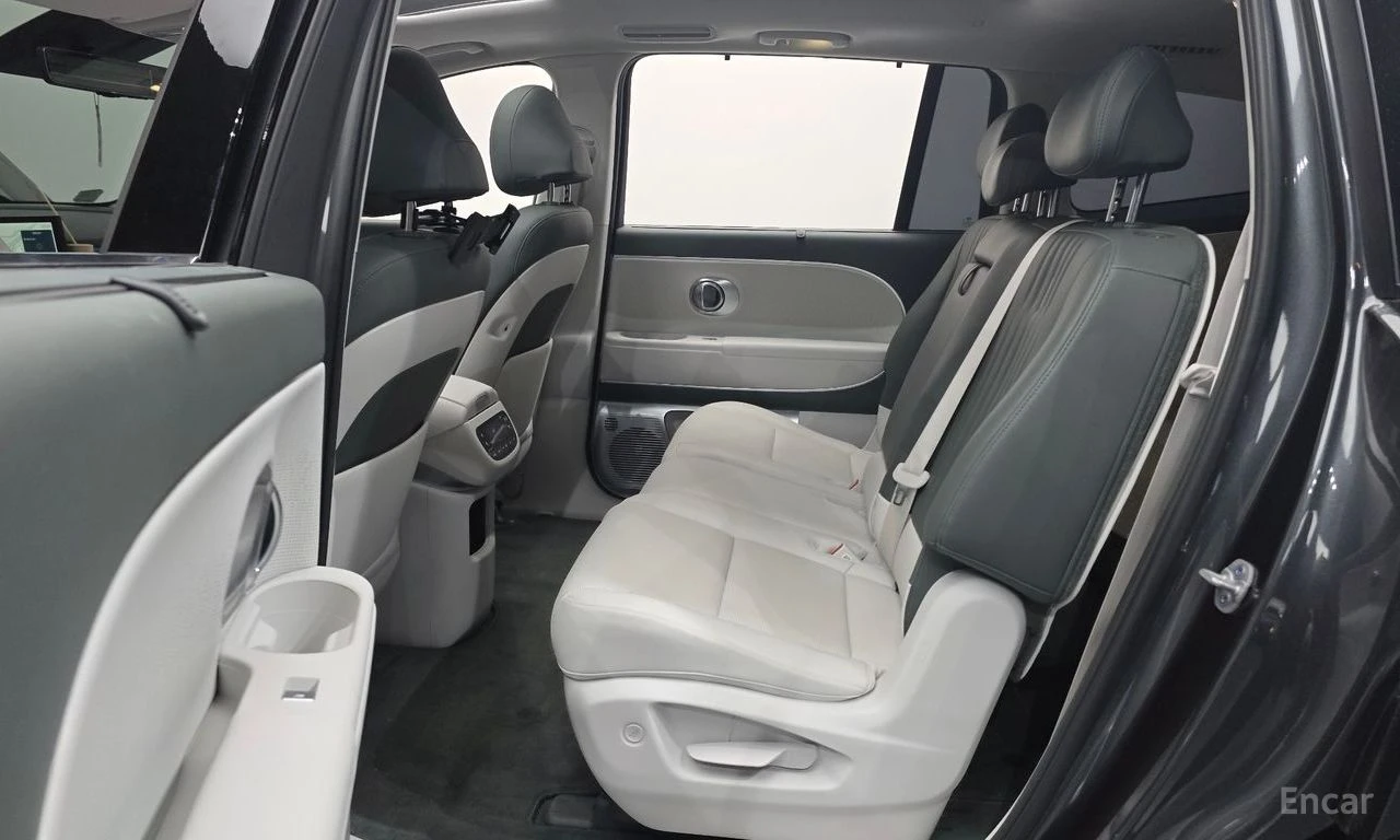 Hyundai IONIQ 9 AWD* LONGE* RANGE* CALIGRAPHY* ОБДУХВАНЕ* 360КАМЕР, снимка 14 - Автомобили и джипове - 54412808