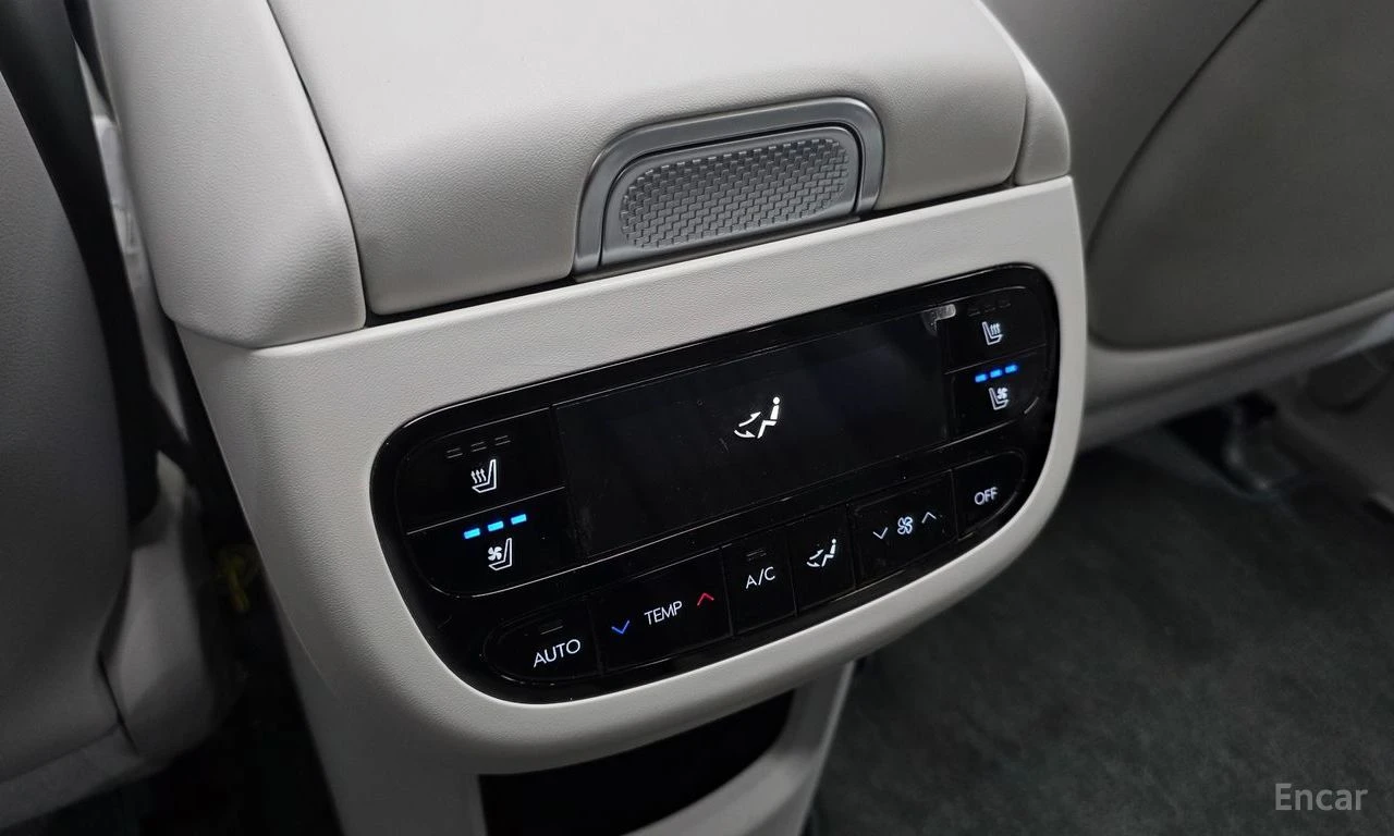 Hyundai IONIQ 9 AWD* LONGE* RANGE* CALIGRAPHY* ОБДУХВАНЕ* 360КАМЕР, снимка 17 - Автомобили и джипове - 54412808