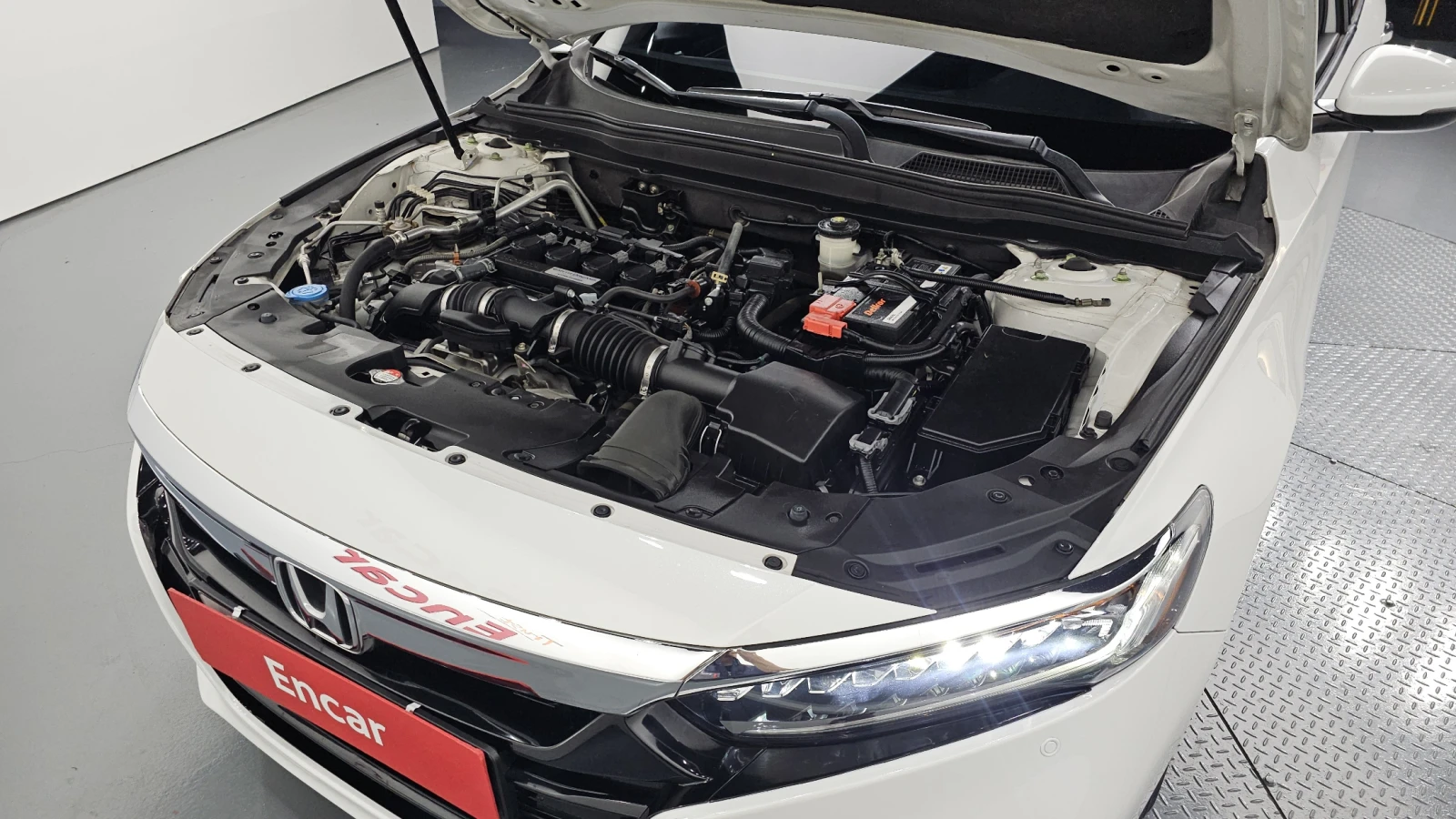 Honda Accord ПОДГРЕВ* КОЖА* КАМЕРА, снимка 6 - Автомобили и джипове - 54852942
