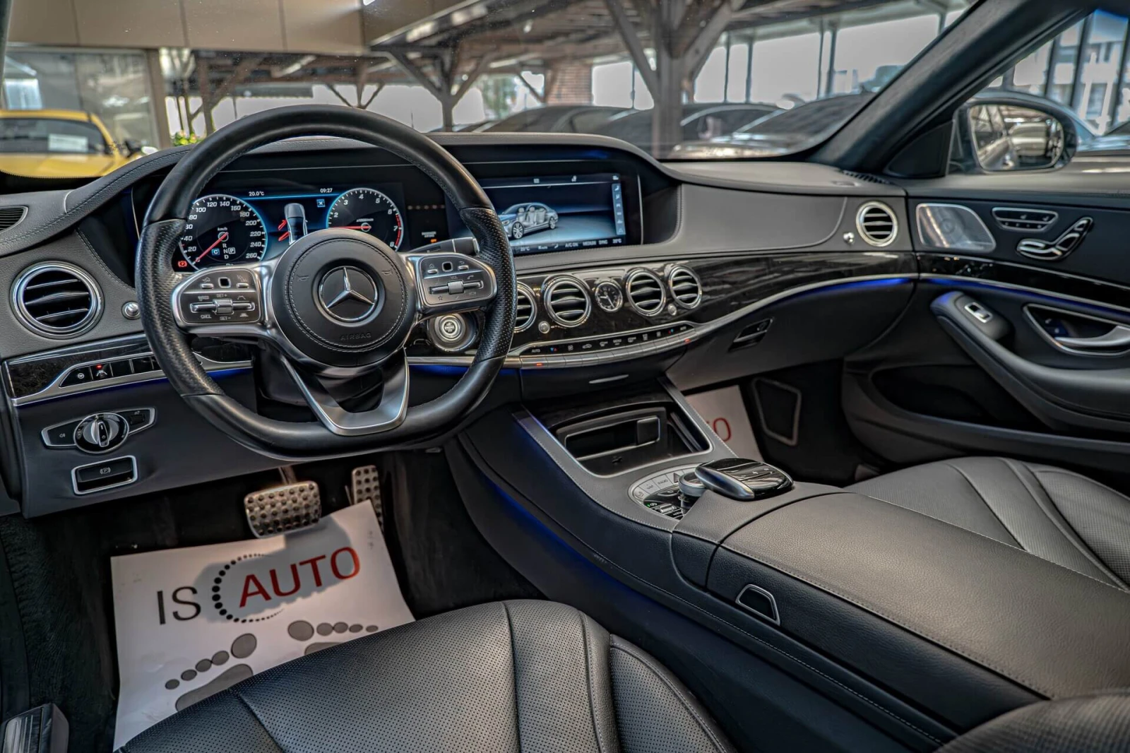 Mercedes-Benz S 560 AMG/4Matic/Burmester/360Камера/Обдухване, снимка 11 - Автомобили и джипове - 54968162