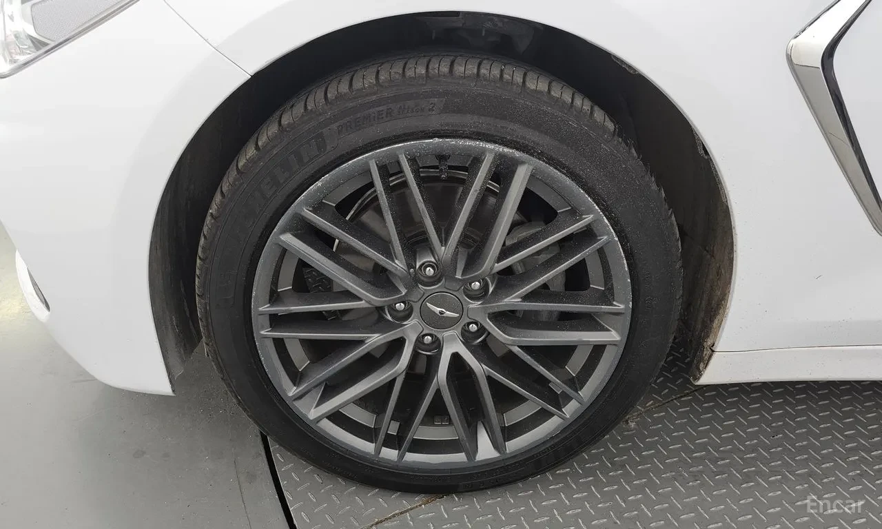 Genesis G70 2.0T | AWD | ��������� | Mobile.bg � ����������� 5