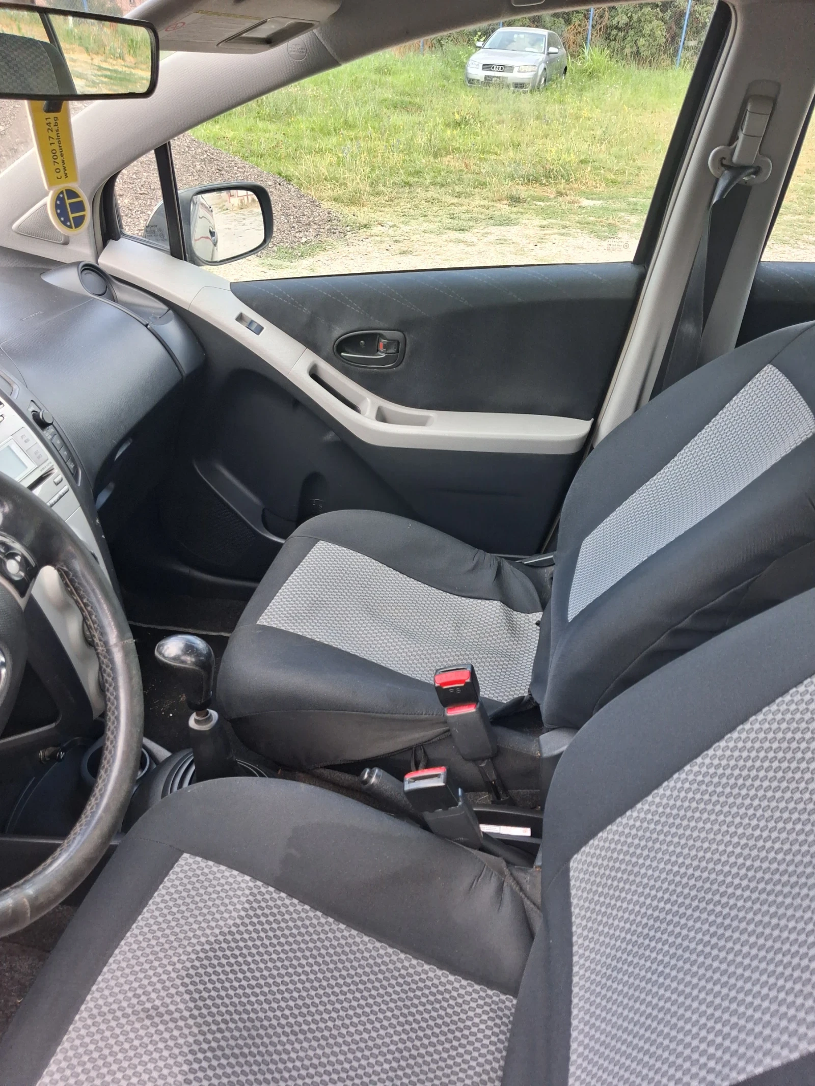 Toyota Yaris, снимка 10 - Автомобили и джипове - 55581757
