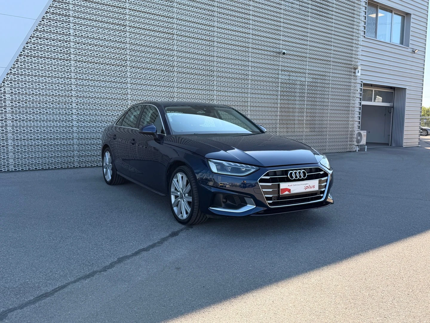 Audi A4, снимка 3 - Автомобили и джипове - 56113355