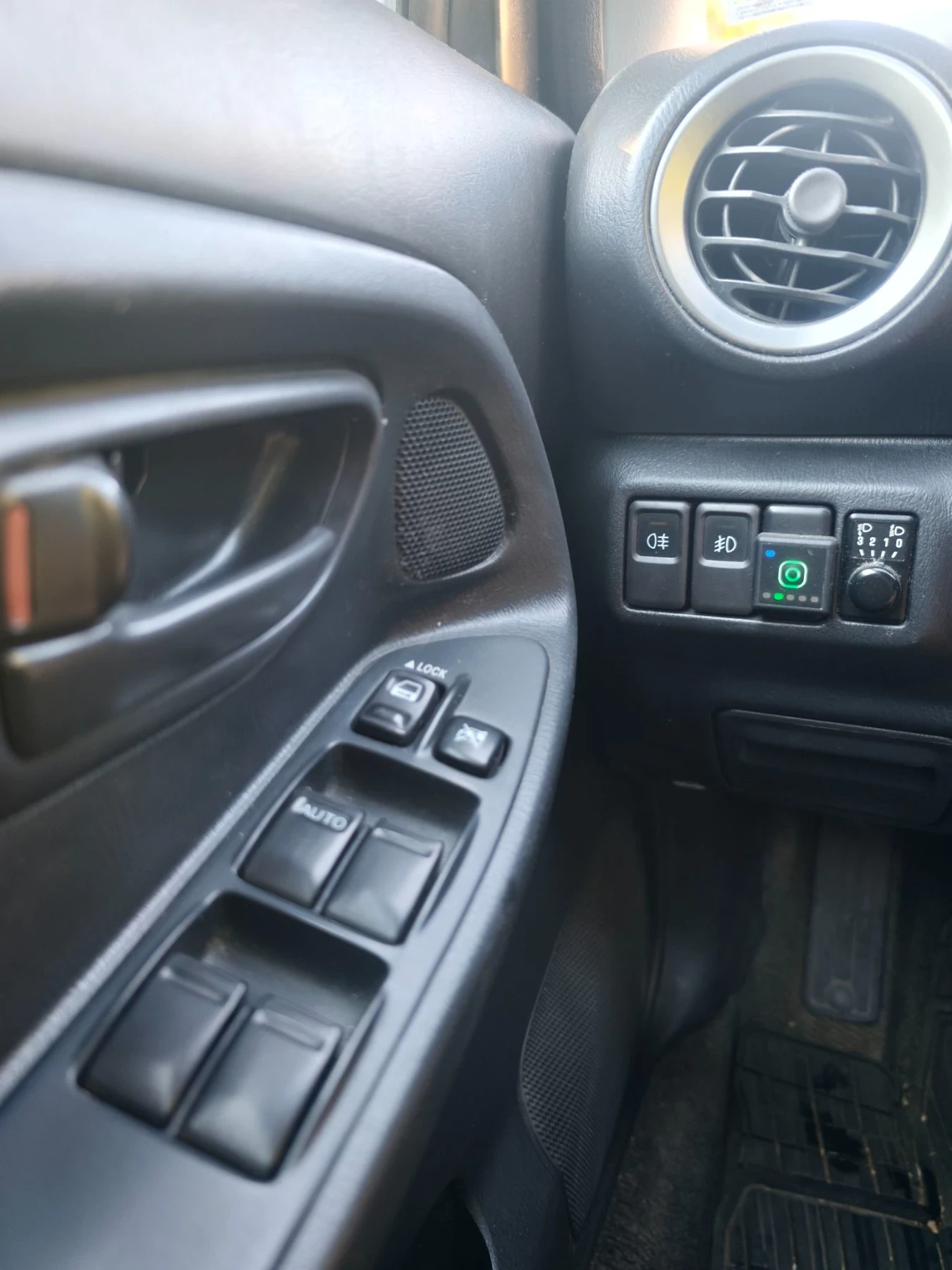 Subaru Impreza 125 кс, снимка 10 - Автомобили и джипове - 55681722