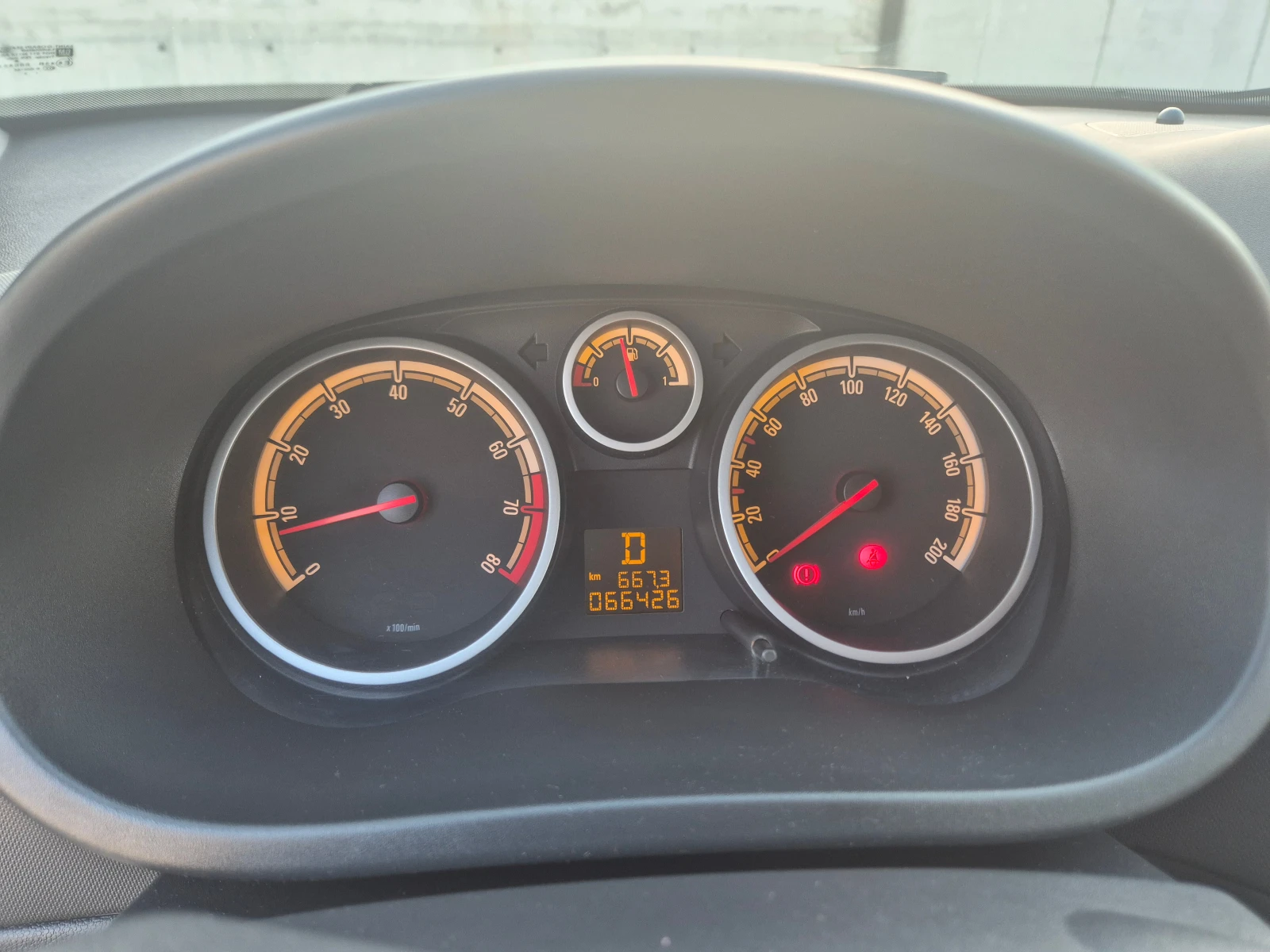 Opel Corsa, снимка 10 - Автомобили и джипове - 55849838