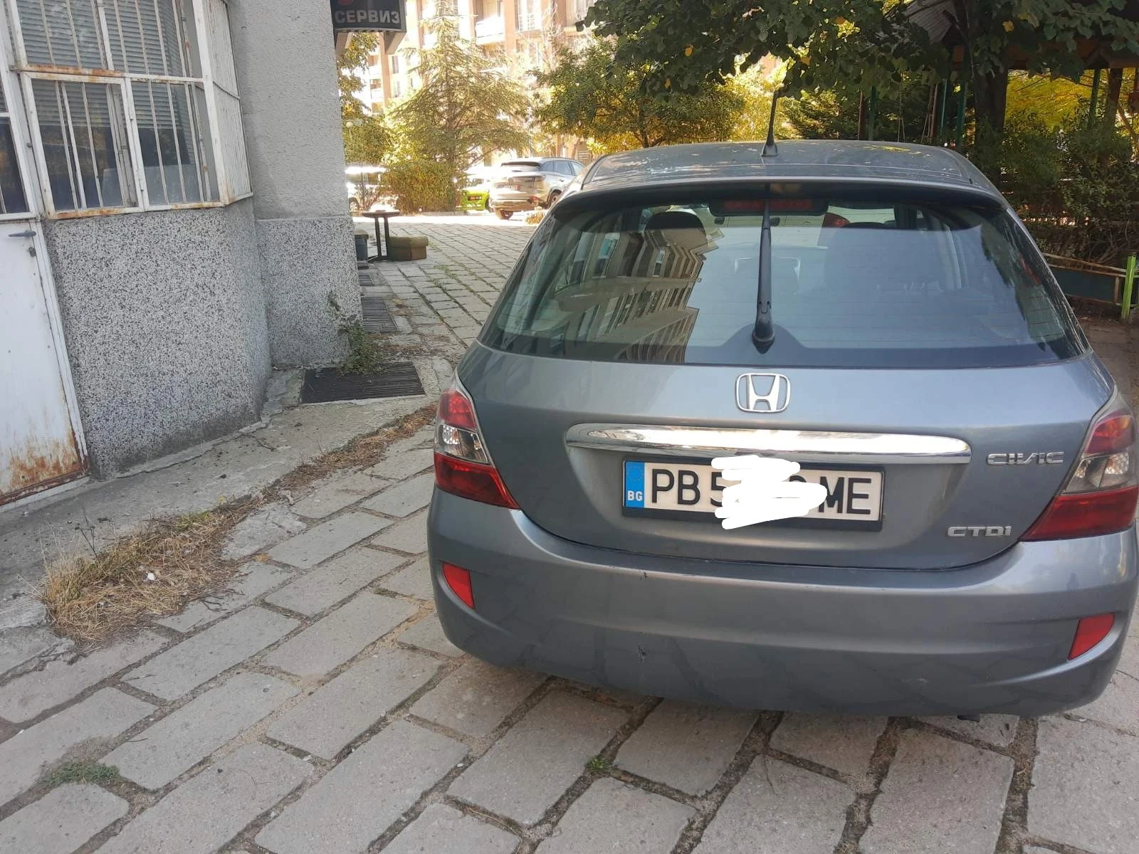 Honda Civic 2004год., снимка 5 - Автомобили и джипове - 56132432