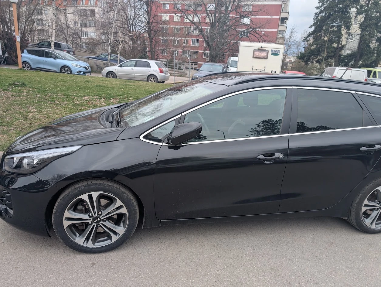 Kia Ceed GT-Line, снимка 4 - Автомобили и джипове - 56359814