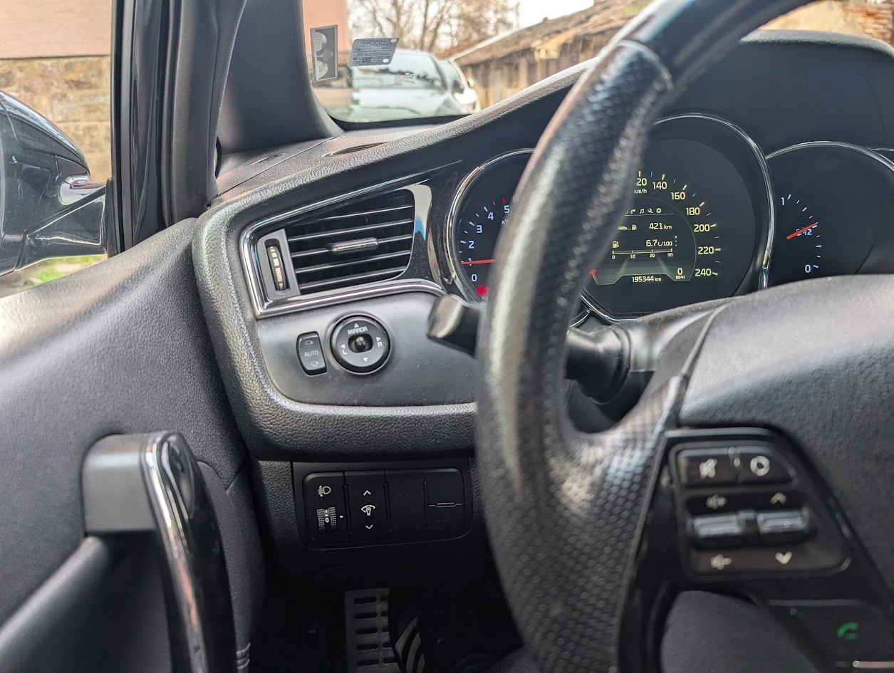 Kia Ceed GT-Line, снимка 10 - Автомобили и джипове - 56359814