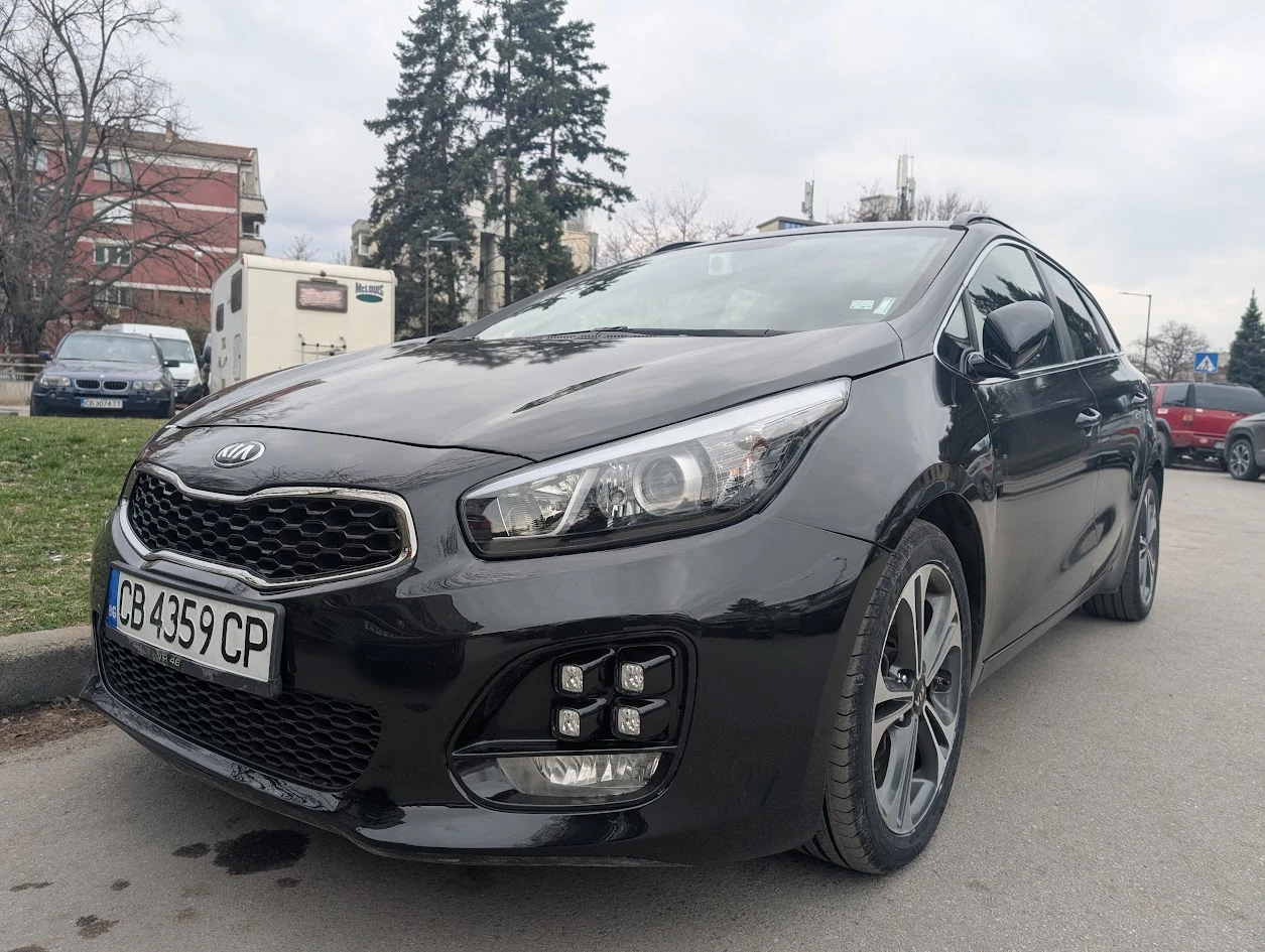 Kia Ceed GT-Line, снимка 3 - Автомобили и джипове - 56359814
