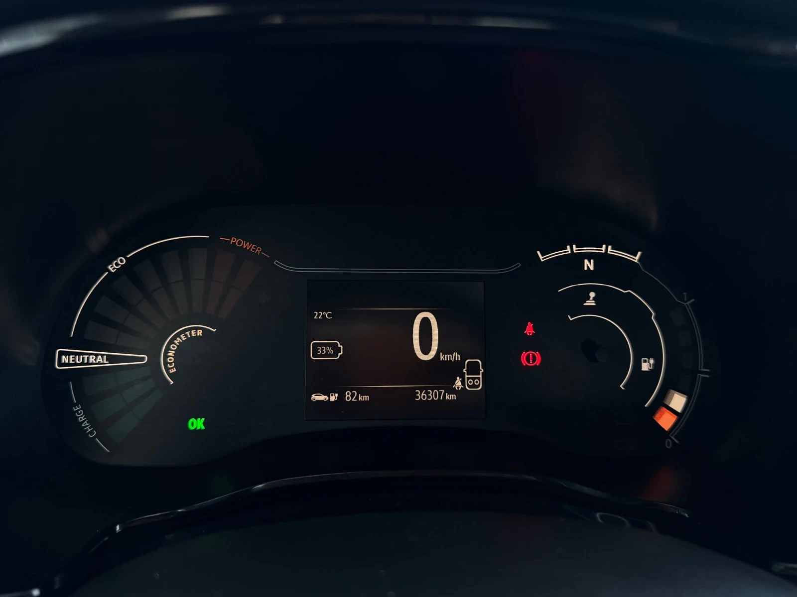 Dacia Spring, снимка 10 - Автомобили и джипове - 56454480