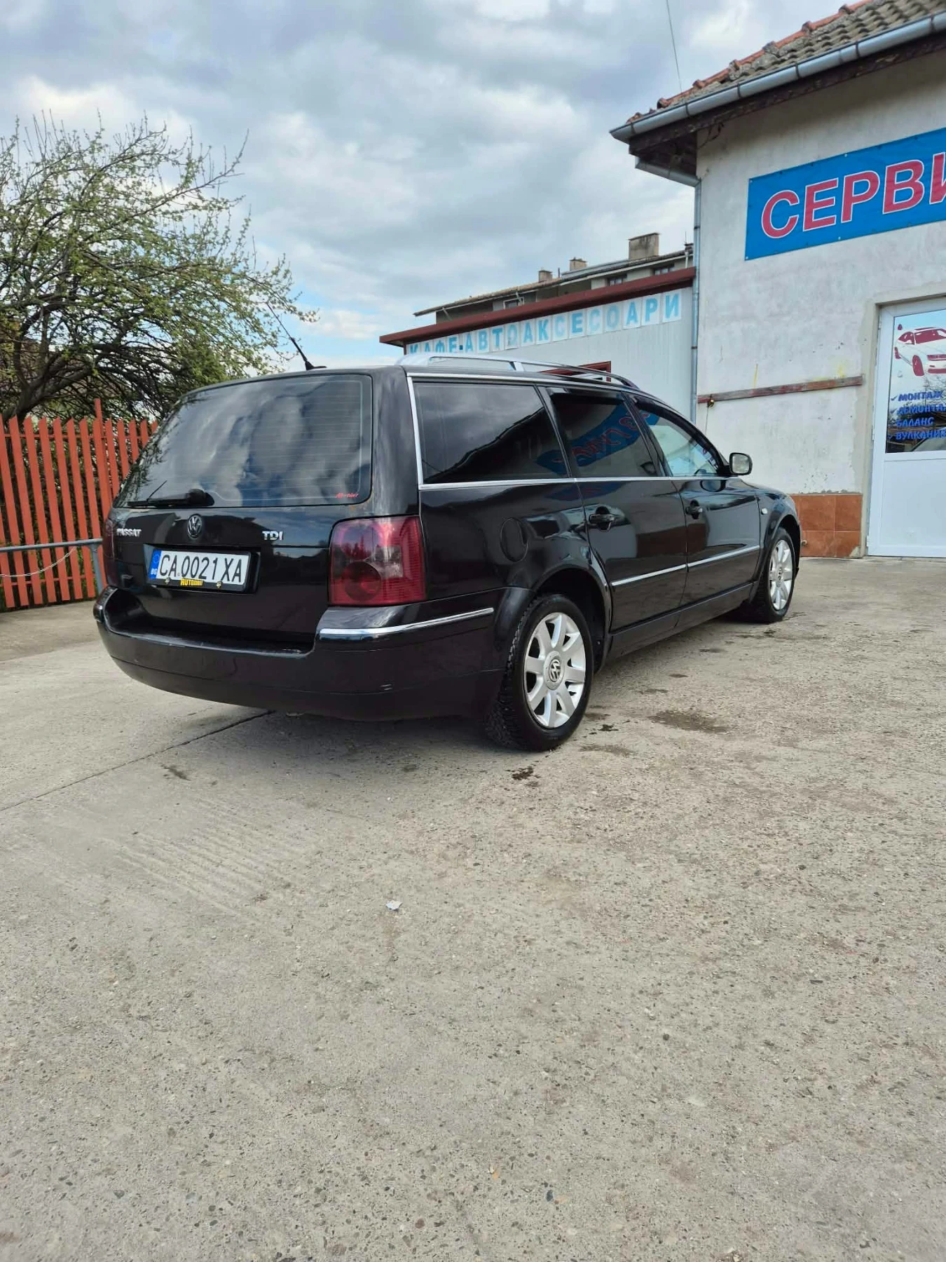 VW Passat, снимка 12 - Автомобили и джипове - 56560824