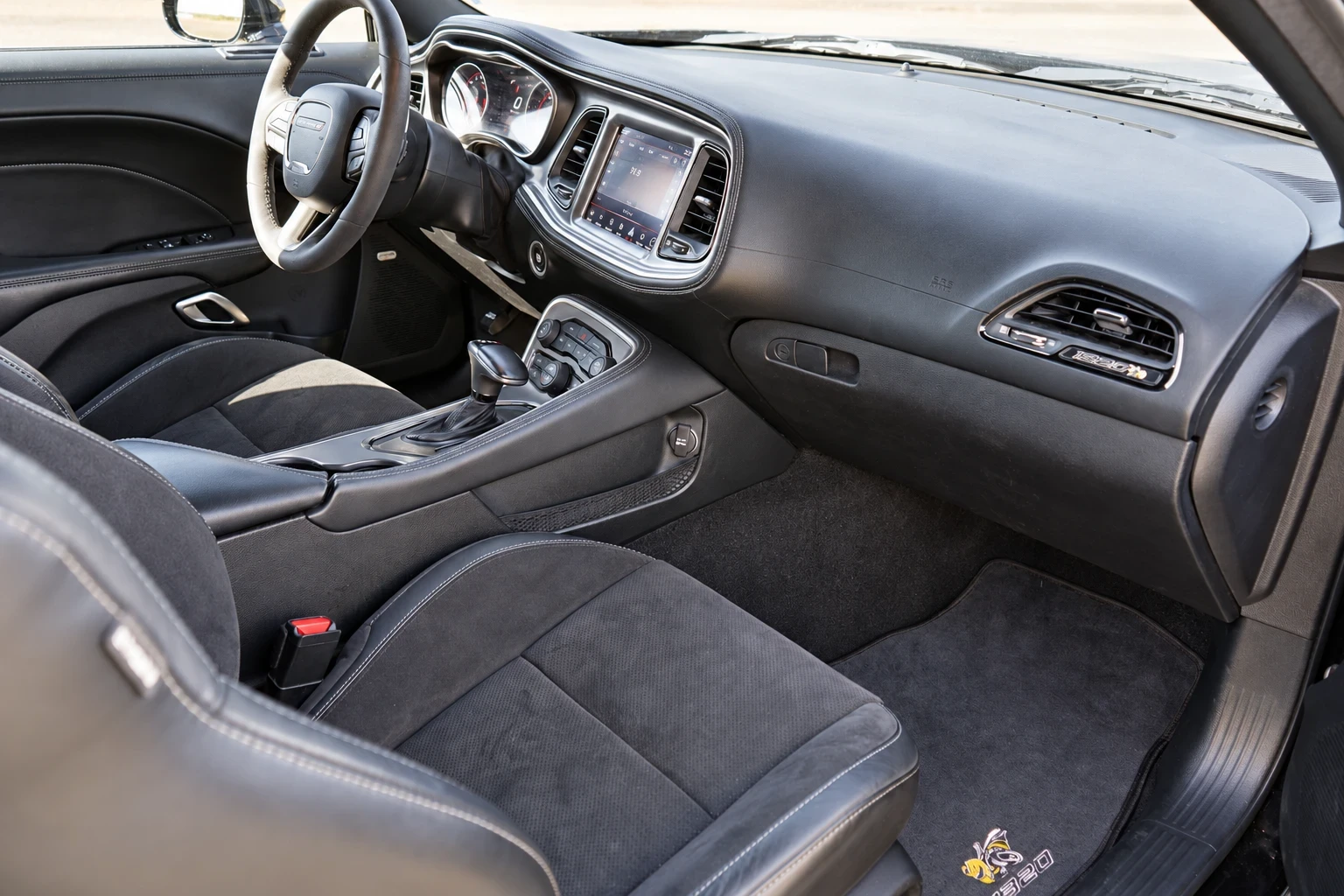 Dodge Challenger 1320* LIMITED* SRT* , снимка 15 - Автомобили и джипове - 56659930