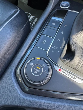 VW Tiguan DSG4x4/DISTRONIC/DIGITAL/360/HEAD-UP/FULL LED/PANO, снимка 16