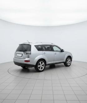 Mitsubishi Outlander 2.0D 4x4  - 4400 € / 8605.65 лв. - 50961835 2