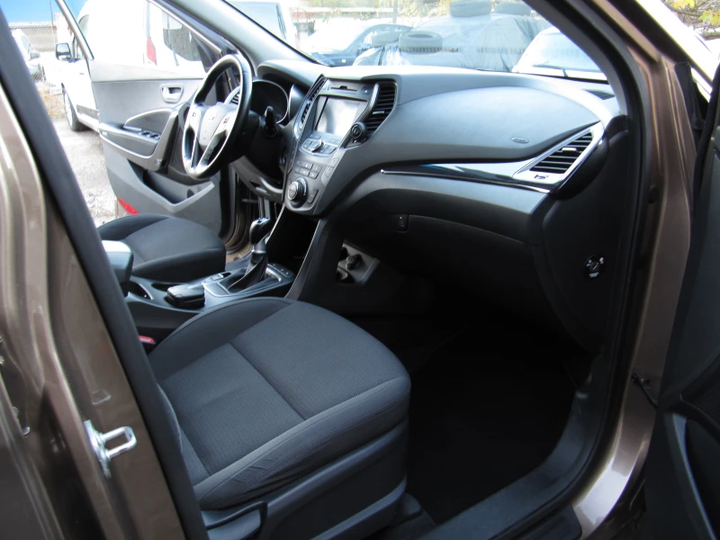 Hyundai Santa fe 2.2CRDI 4х4 Panorama 7места, снимка 12 - Автомобили и джипове - 52345067