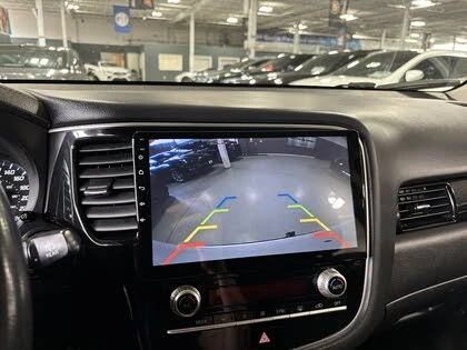 Mitsubishi Outlander ES S* ПОДГРЕВ* КАМЕРА* СЛЕДЕНЕ НА ЛЕНТИ* , снимка 11 - Автомобили и джипове - 52553685