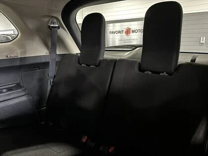 Mitsubishi Outlander ES S* ПОДГРЕВ* КАМЕРА* СЛЕДЕНЕ НА ЛЕНТИ* , снимка 12 - Автомобили и джипове - 52553685