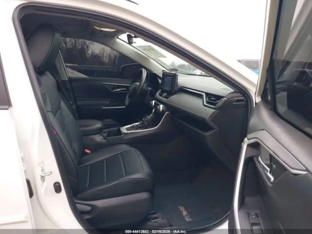 Toyota Rav4 Hybrid* AWD* 12k км, снимка 9 - Автомобили и джипове - 53606560