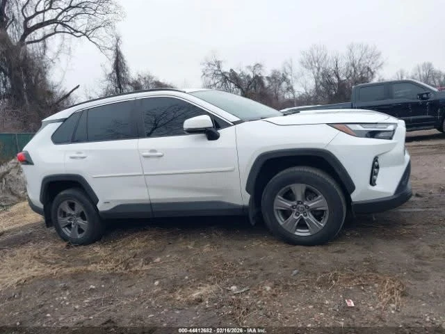 Toyota Rav4 Hybrid* AWD* 12k км, снимка 8 - Автомобили и джипове - 53606560