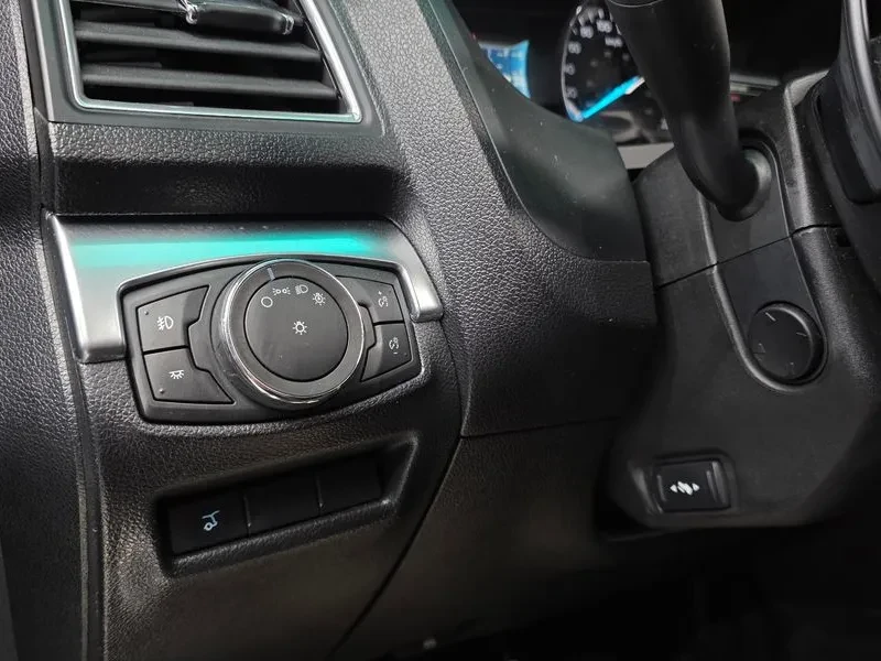 Ford Explorer 2.3 AWD, снимка 17 - Автомобили и джипове - 54351485