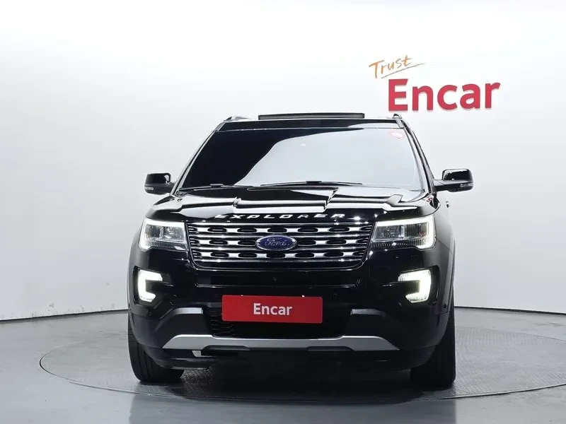 Ford Explorer 2.3 AWD, снимка 3 - Автомобили и джипове - 54351485