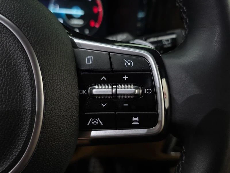 Kia Sorento Diesel 2.2 | 360| DIGITAL| ОБДУХ| НАДУВАНЕ| DIST, снимка 17 - Автомобили и джипове - 55747027