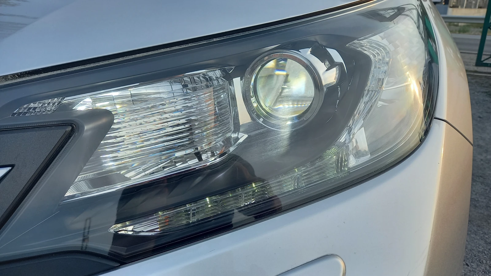 Honda Cr-v 1.6i DTEC-Koja, Navi, Led, Xenon - изображение 3