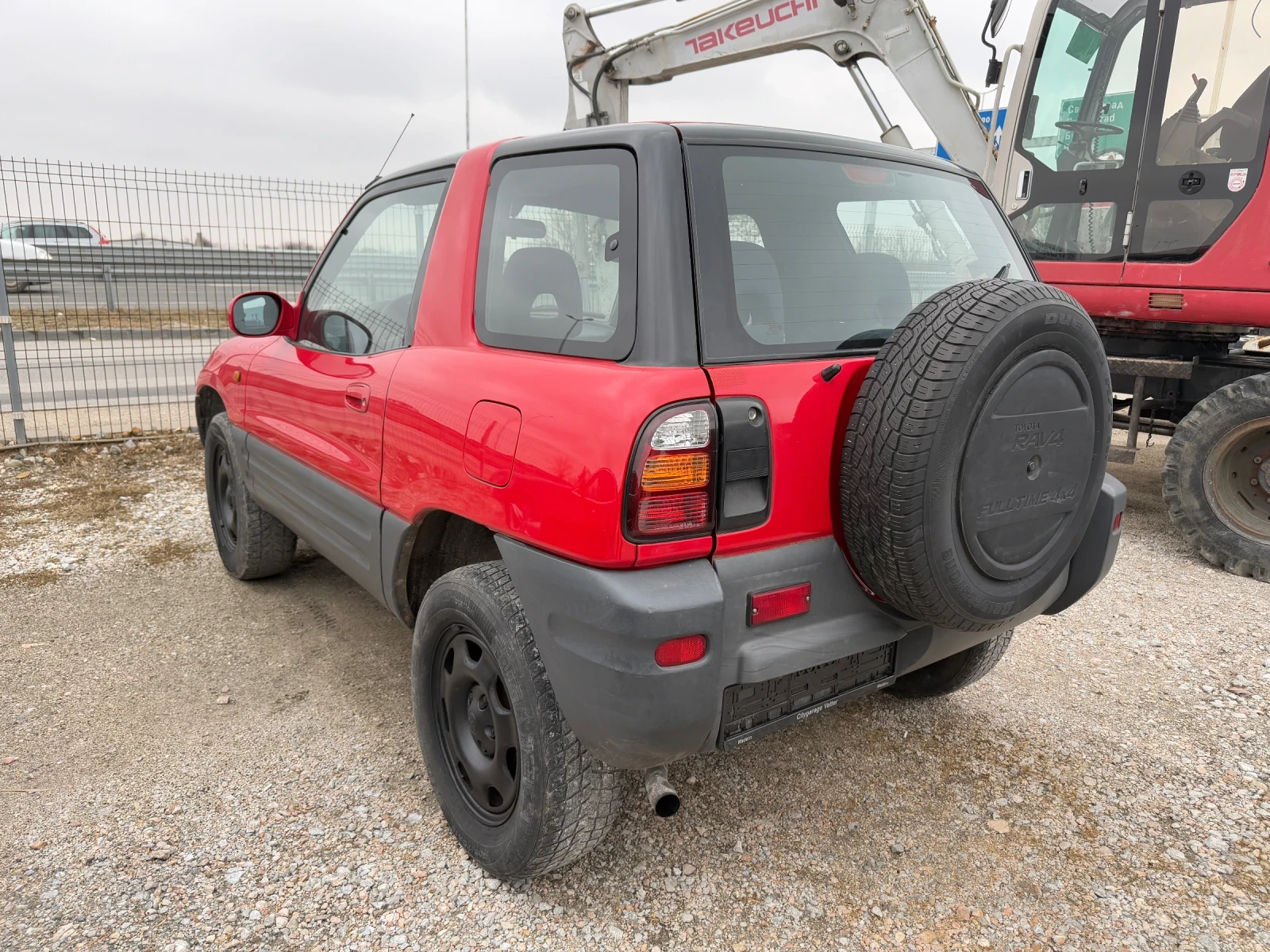 Toyota Rav4 2.0i* 4X4* БЛОКАЖИ* УНИКАЛЕН* BON JOVI* ЗА ЦЕНИТЕЛ - изображение 5