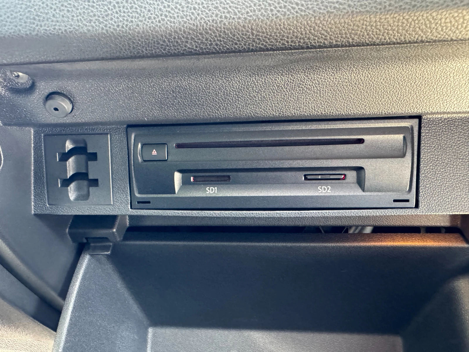 VW Tiguan DSG4x4/DISTRONIC/DIGITAL/360/HEAD-UP/FULL LED/PANO | Mobile.bg — изображение 13