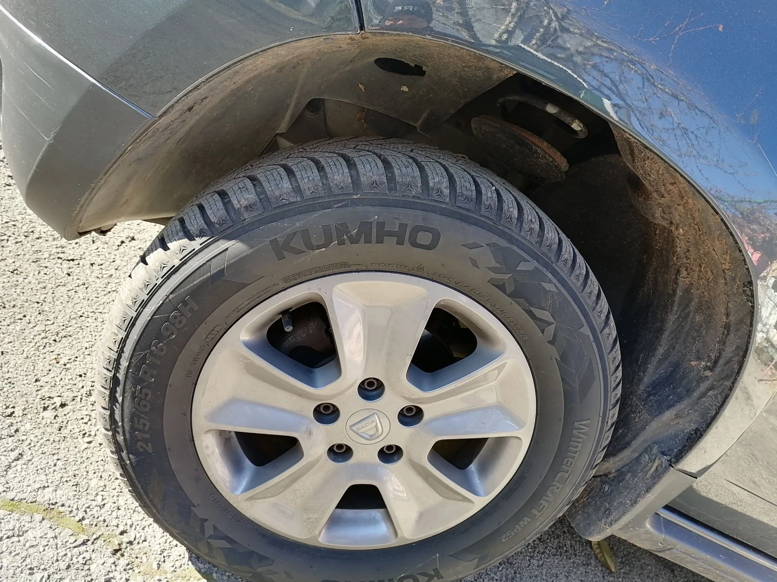 Dacia Duster 1.6 Laureat - изображение 3