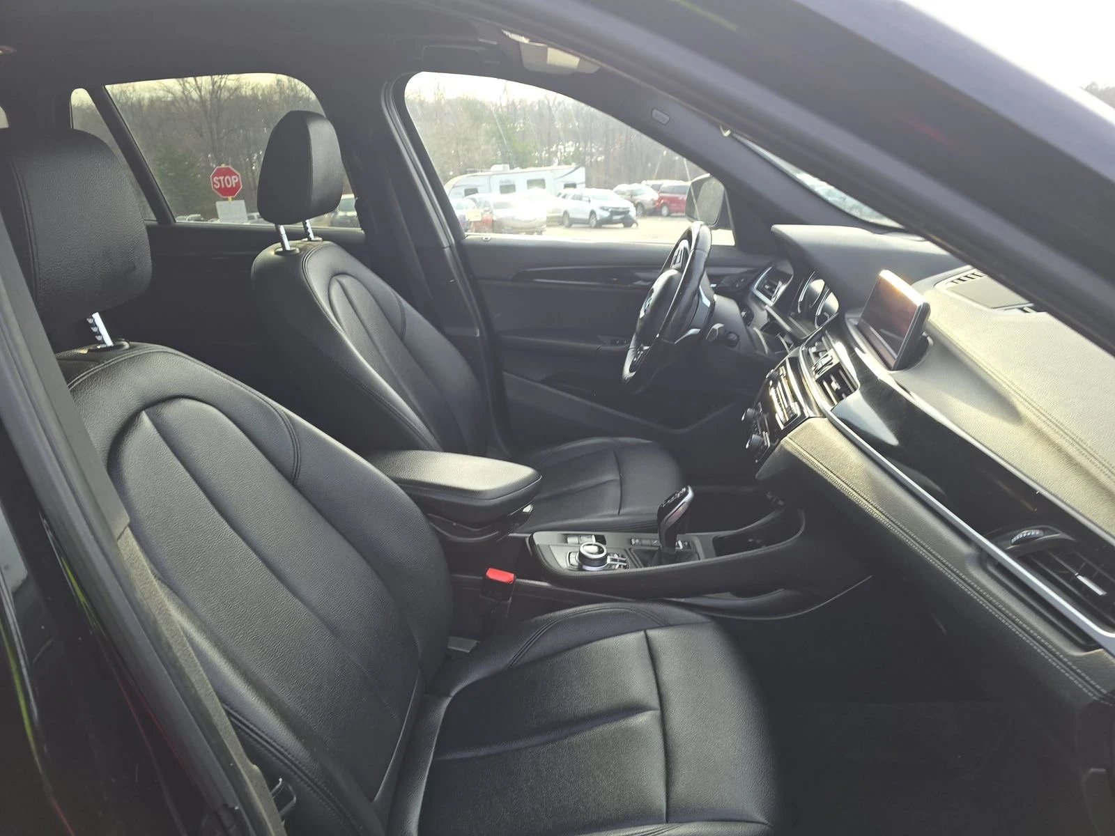 BMW X1 xDrive28i - изображение 9