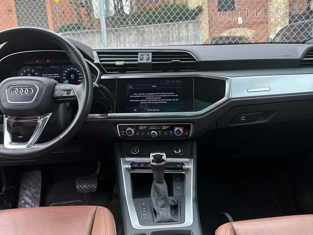 Audi Q3 * Komfort * CARFAX * ��� ������������ ������ | Mobile.bg � ����������� 9