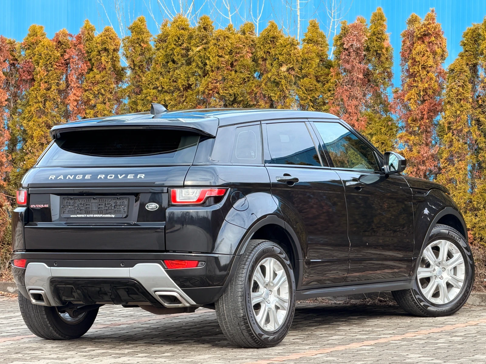 Land Rover Range Rover Evoque Facelift-2.0d-AWD-4X4-КОЖА-LED-УНИКАТ-130Х.КМ-НОВА - изображение 5