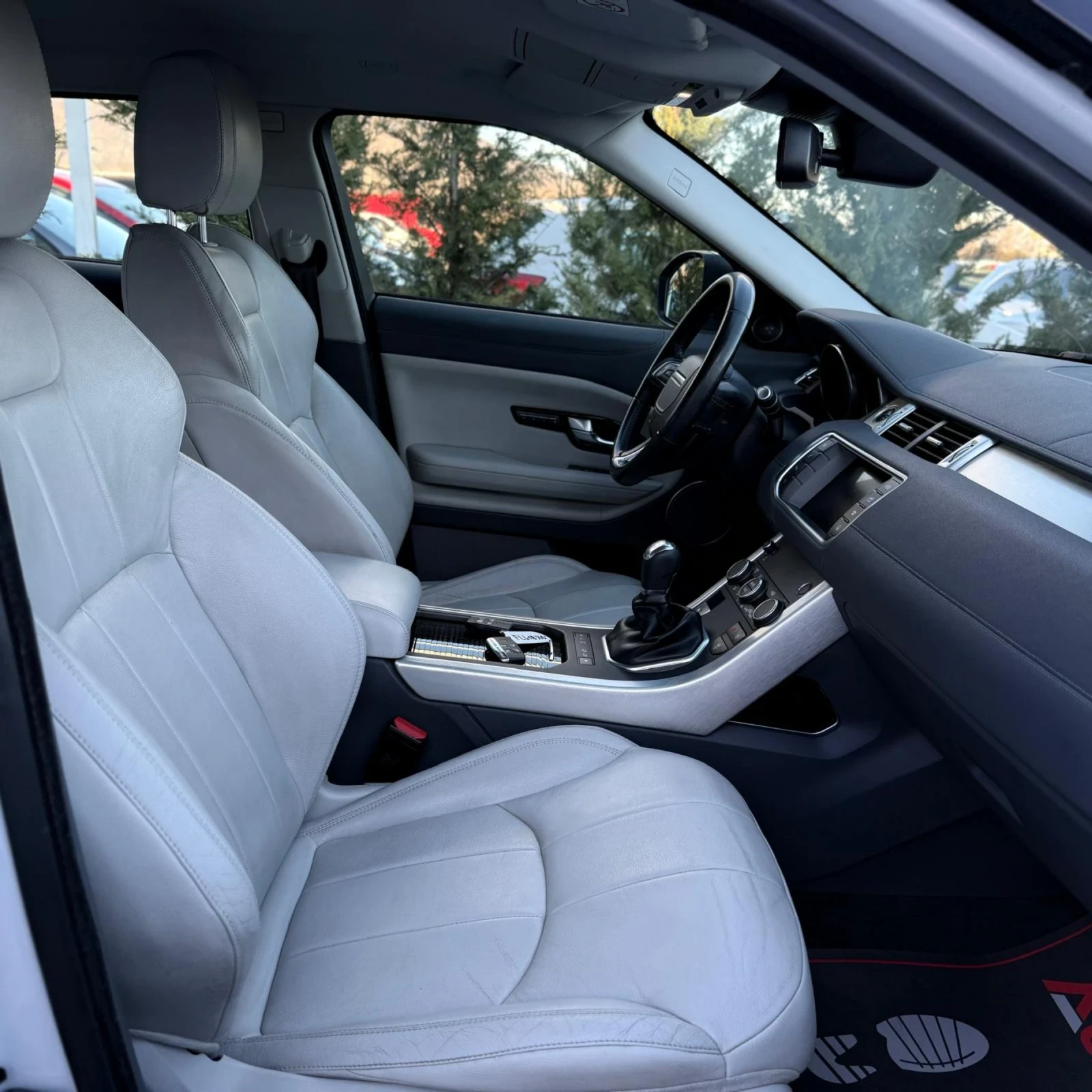 Land Rover Range Rover Evoque 2.0D-150кс= 6ск= 4х4= FACE= Dynamic, снимка 15 - Автомобили и джипове - 53788977