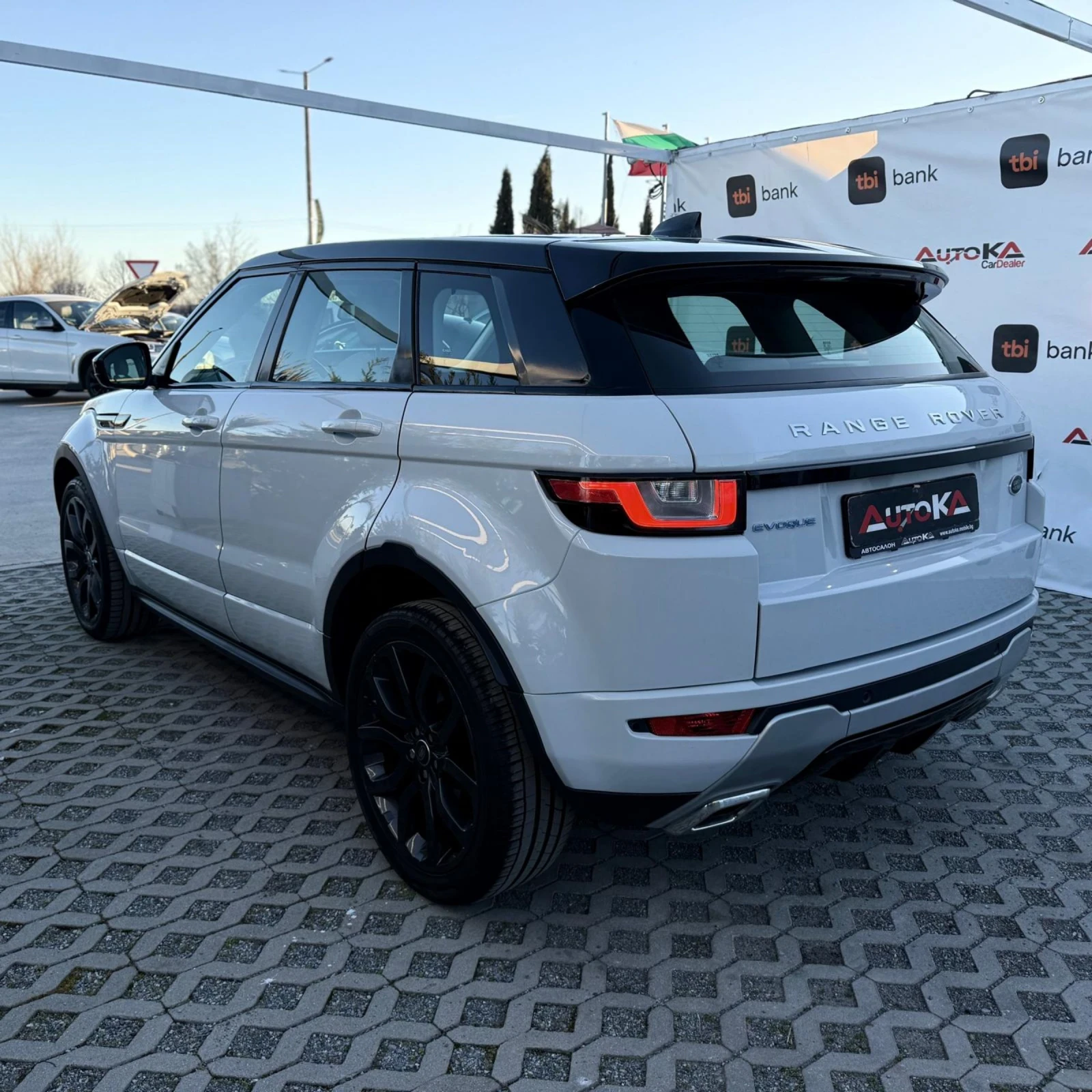 Land Rover Range Rover Evoque 2.0D-150кс= 6ск= 4х4= FACE= Dynamic - изображение 5