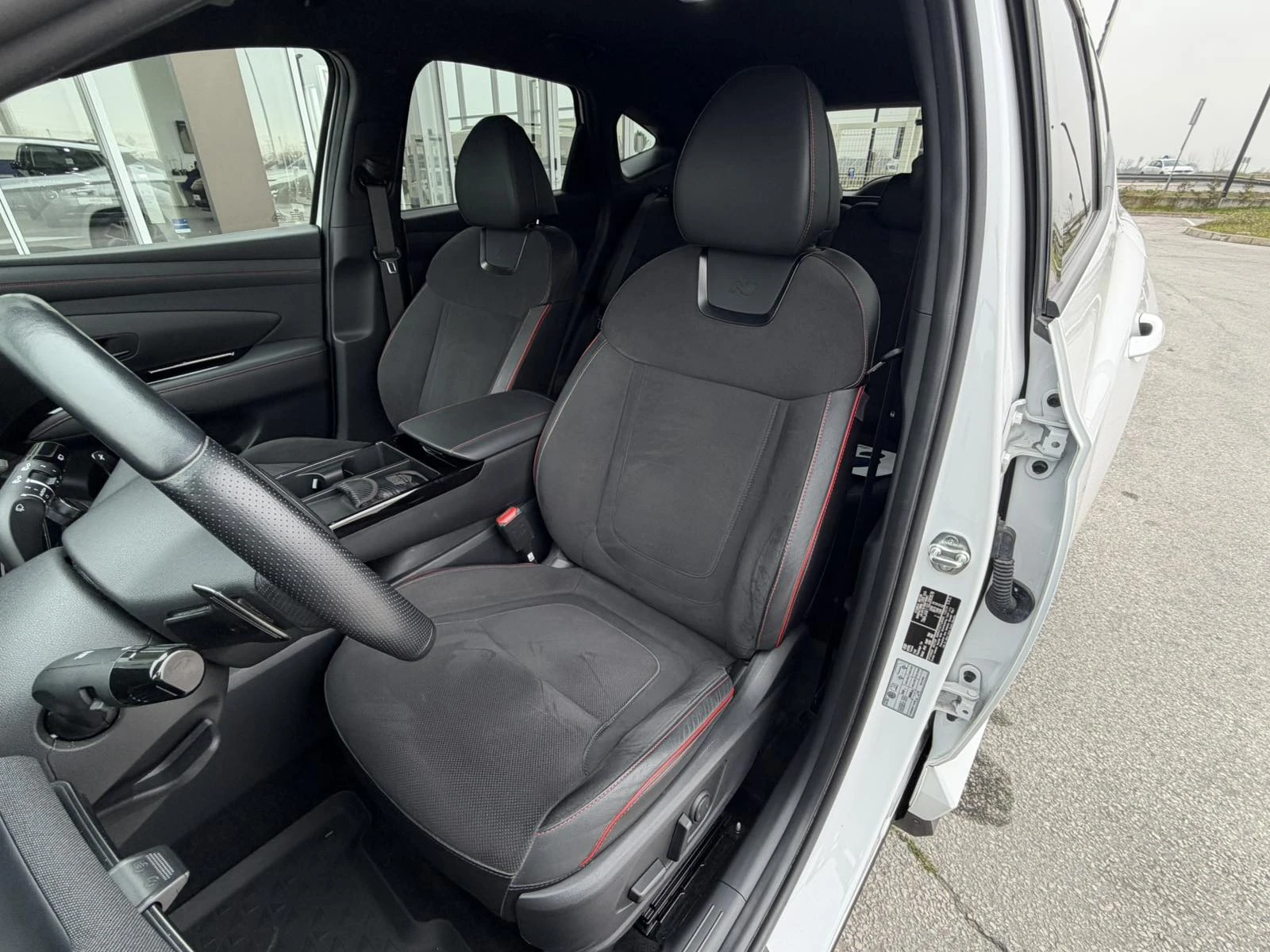 Hyundai Tucson Premium N-line, снимка 14 - Автомобили и джипове - 53882734