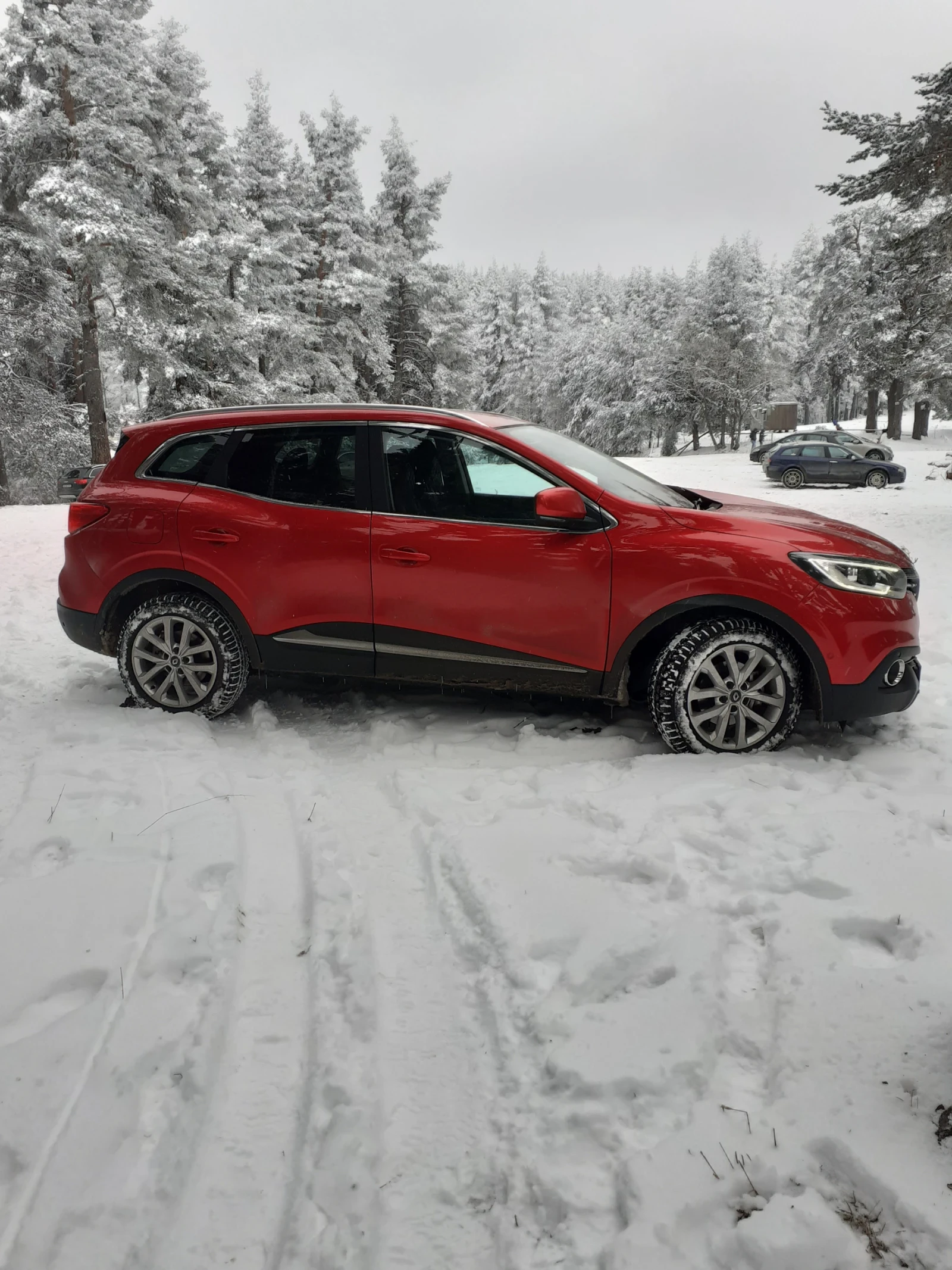 Renault Kadjar, снимка 4 - Автомобили и джипове - 54059891