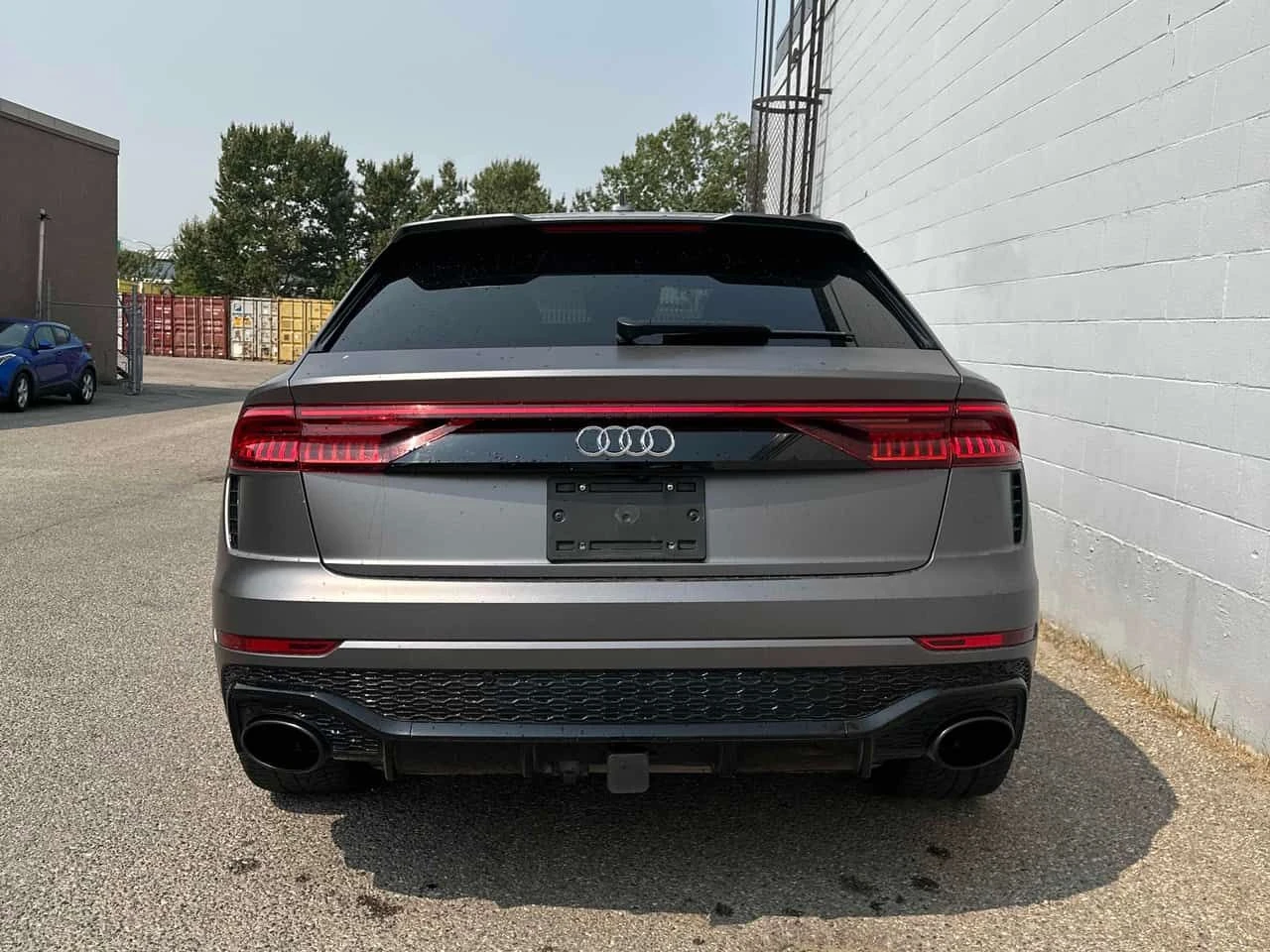 Audi RSQ8 4.0 TFSI quattro | CARFAX | АВТОКРЕДИТ, снимка 5 - Автомобили и джипове - 55601364